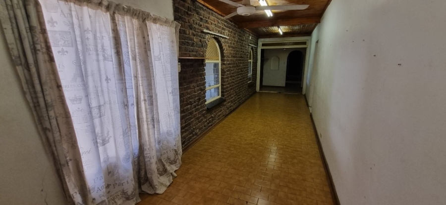5 Bedroom Property for Sale in Krokodildrift A H North West